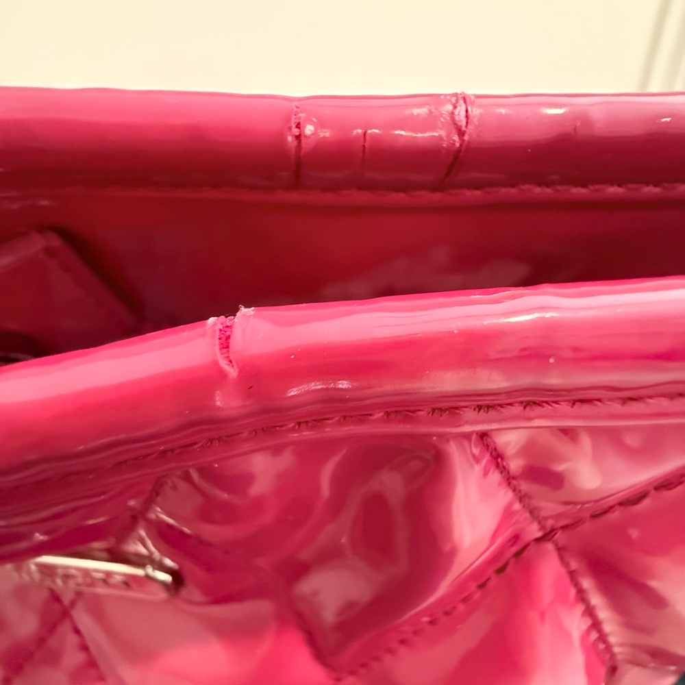 🩷 SOLD - Coach Poppy Liquid Gloss Patent Leather Hot Pink Convertible Bag - Picture 14 of 17